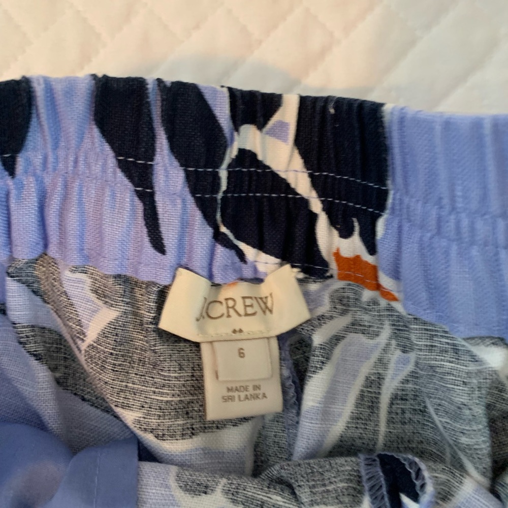 J Crew floral shorts - Picture 4 of 4